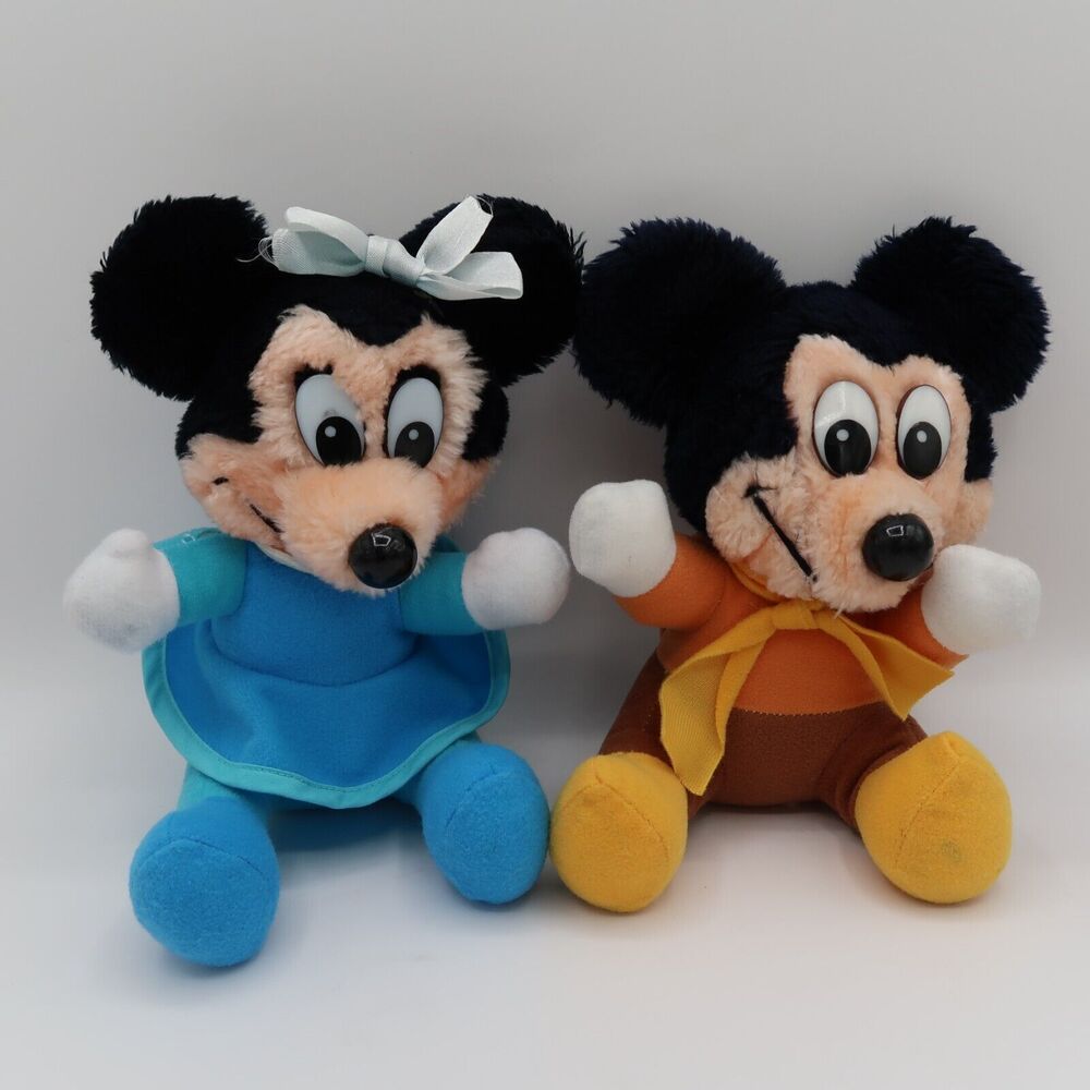 Walt Disney Mickey Christmas Carol Plush Mickey Mouse & Minnie  8" Vintage 1984